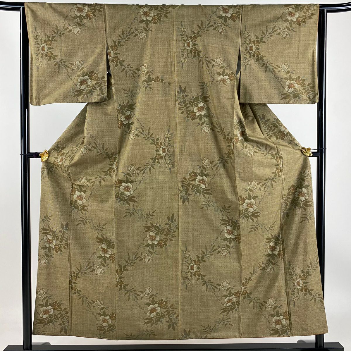 未使用　正絹　袷　紬（証紙あり）よろけ縞　身丈（肩から）161㎝ 5100-01763_1.jpg