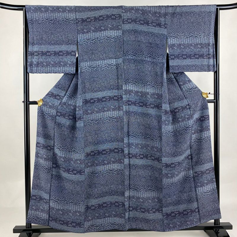 最先端 小紋 【】 正絹 63.5cm 158cm 名品 着物・浴衣