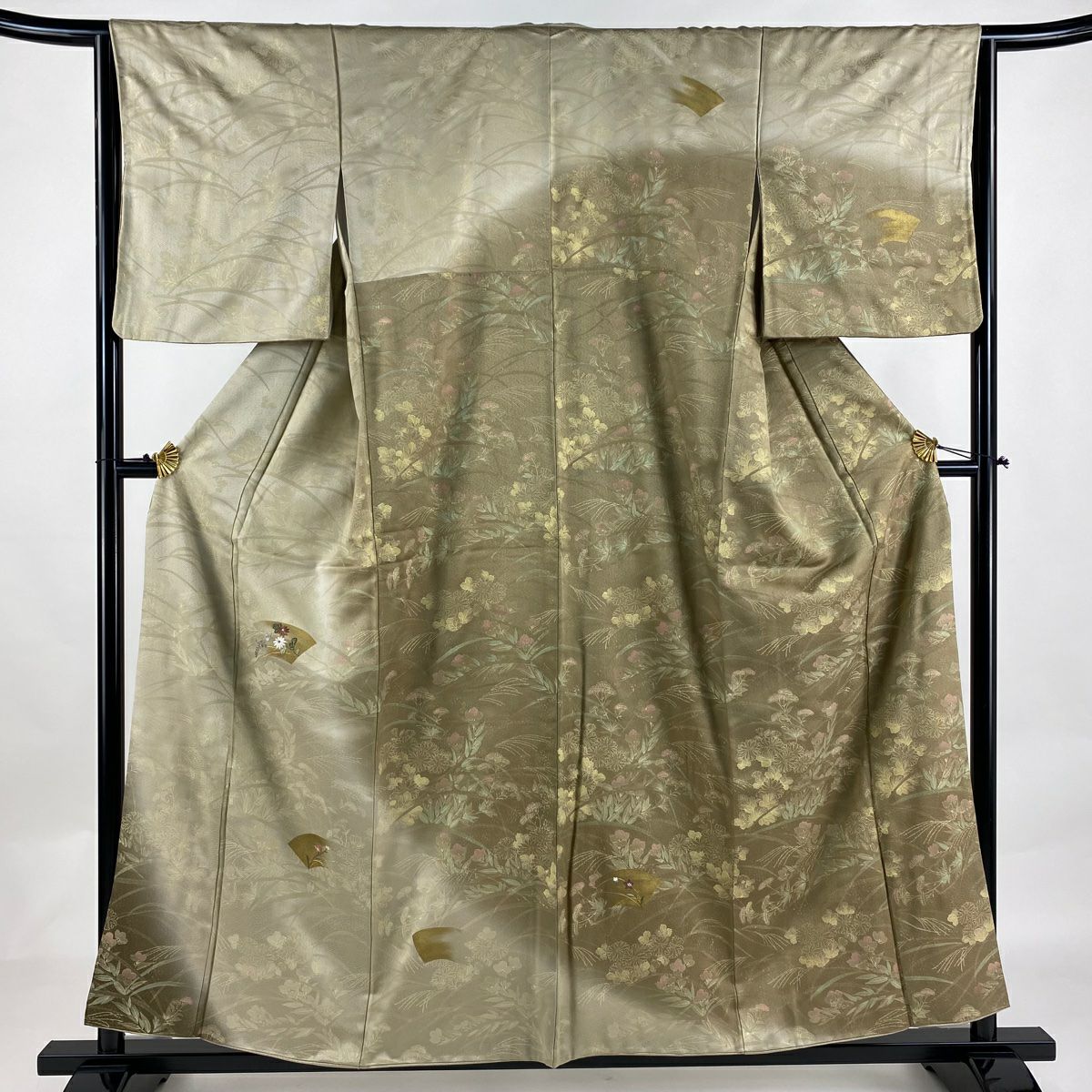 バイセル 着物 名品 訪問着 赤茶 草花 雪輪 金彩 染め分け 正絹 袷（10