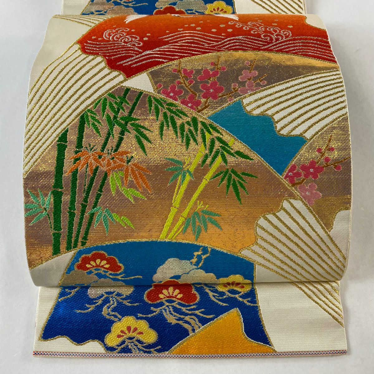 袋帯 逸品 龍村平蔵 落款あり 鶴 龍 箔 クリーム 六通 正絹
