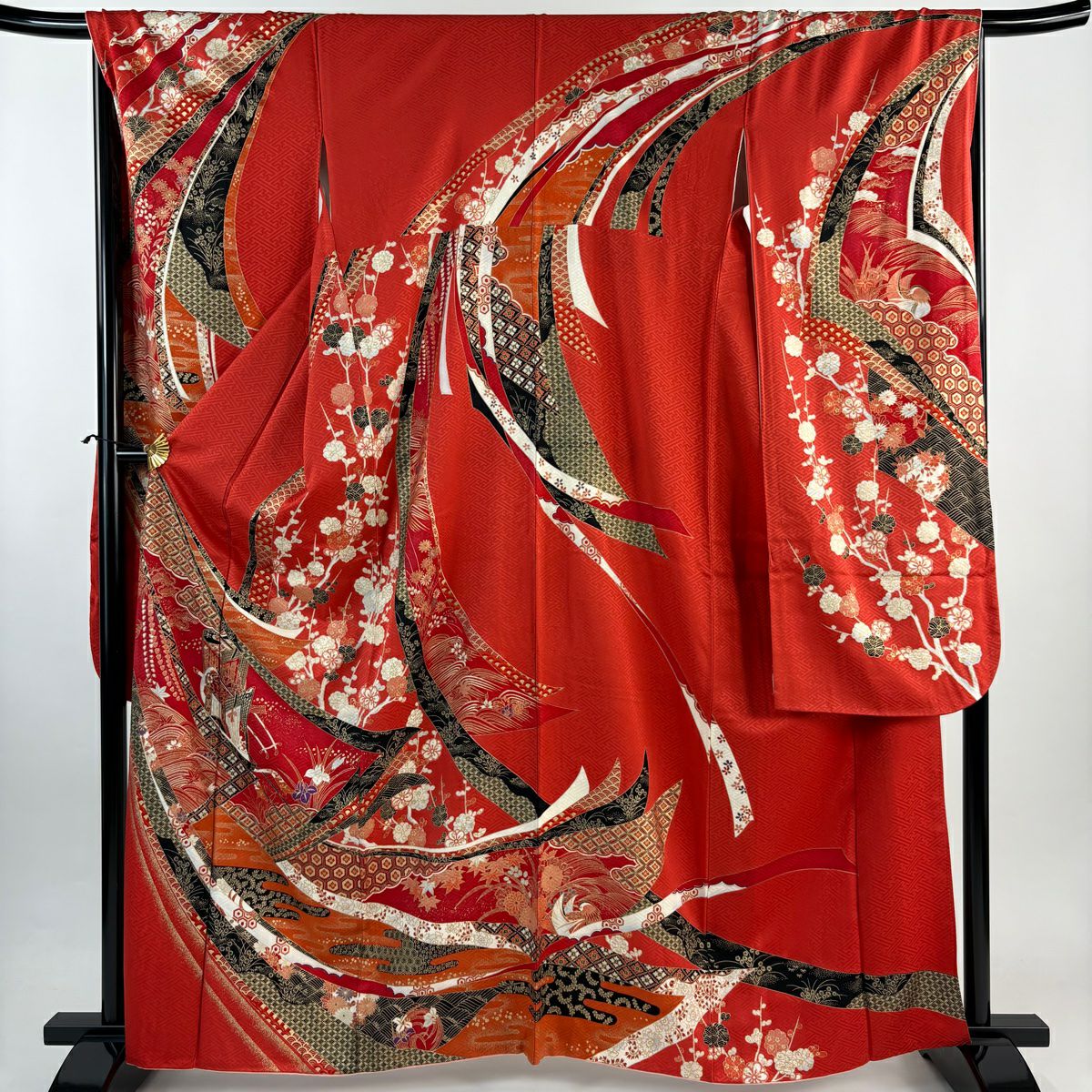 振袖フルセット 身丈161裄65 色無地 赤 葡萄茶色 鈴乃屋扱い 成人式 逸品 振袖 身丈167cm 裄丈66.5cm M 袷 鈴乃屋 葡萄 雪輪 絞り 金彩 赤 正絹