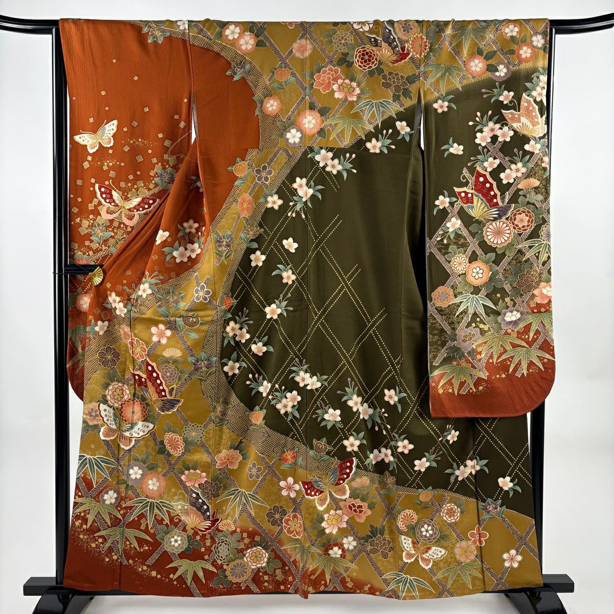 振袖 身丈167.5cm 裄丈65cm M 袷 谷崎潤一郎の世界 落款あり 蝶 梅