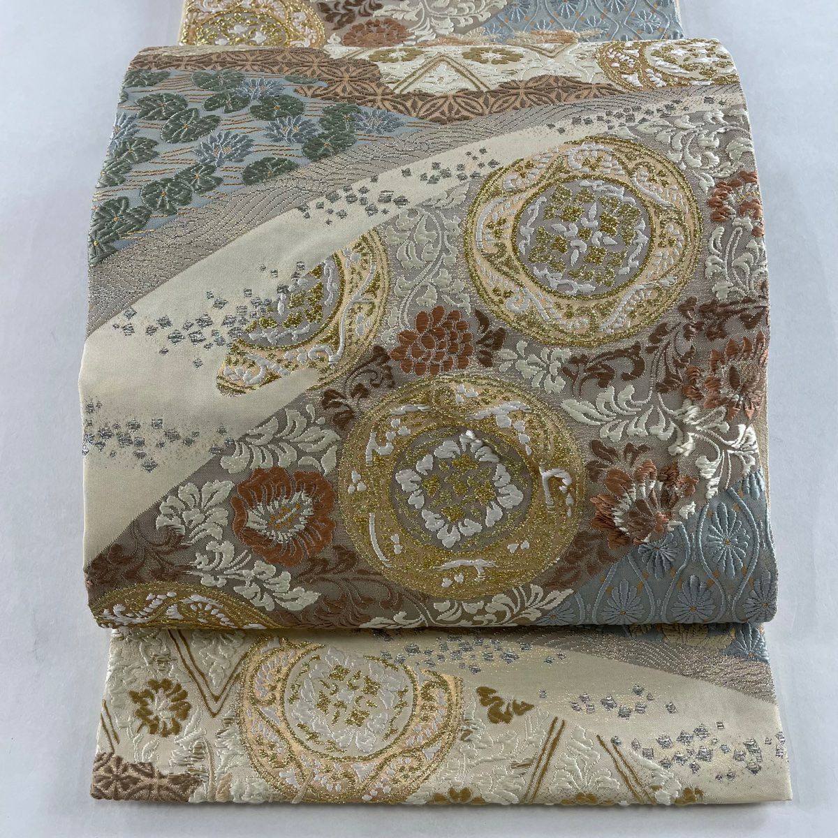 袋帯 名品 花 唐織 焦茶色 六通 正絹|中古・古着・リサイクル 袋帯 名品 花 唐織 焦茶色 六通 正絹|中古・古着・リサイクル