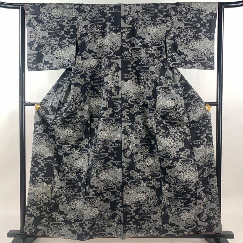 本場大島紬】 7マルキカタス式有色絣 ≪御仕立て上がり・中古美
