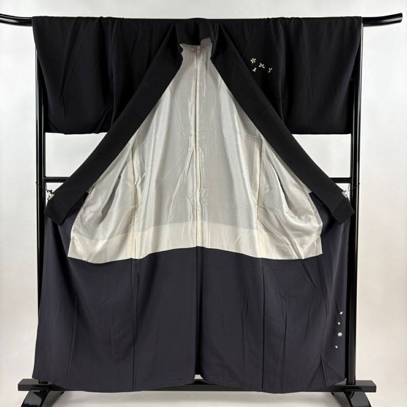 付下げ 身丈157.5cm 裄丈67cm M 袷 七宝 草花 金糸 ぼかし 黒 正絹 秀