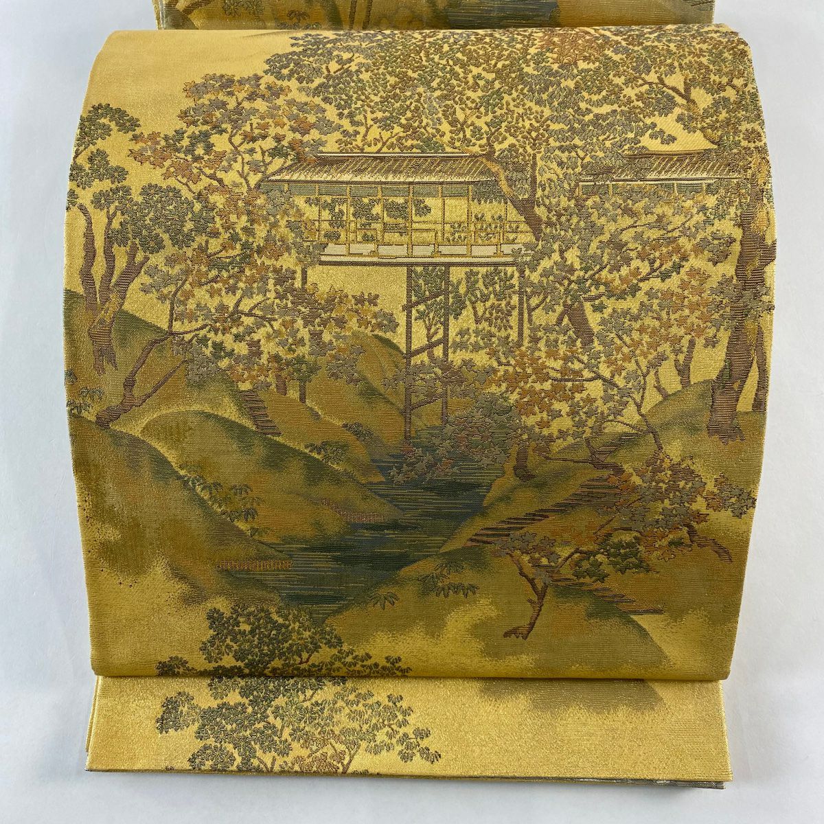 美品】 袋帯 秀品 裂取宝華文 華文 花唐草 金糸 箔 金色 六通 正絹