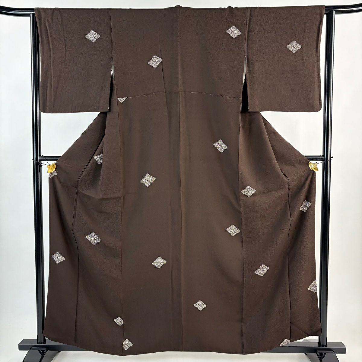 美品】 色無地 身丈158cm 裄丈63.5cm S 袷 茶色 正絹 優品 一つ紋