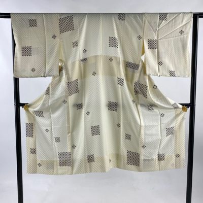 https://buysell.itembox.design/product/057/000002505723/000002505723-01-m.jpg