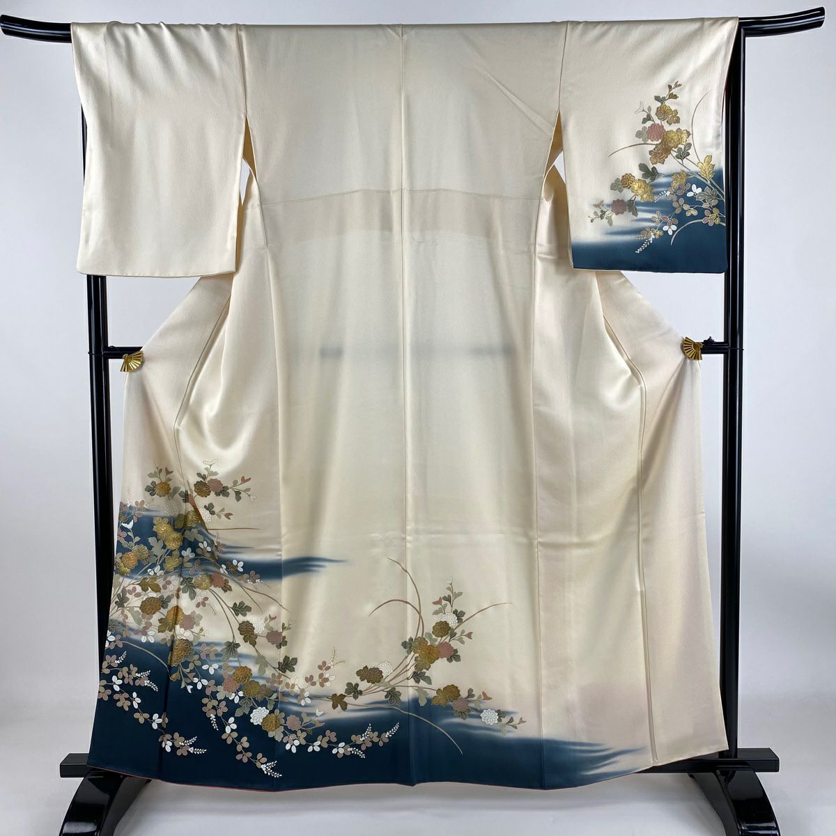 付下げ 身丈167.5cm 裄丈66cm M 袷 華文 縦縞 刺繍 ぼかし 茶