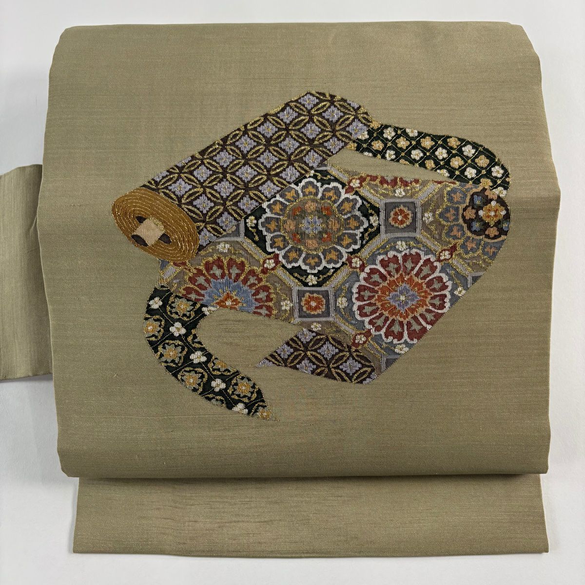 名古屋帯 美品 名品 落款あり じゅらく 七宝 花 箔 黒 正絹｜中古