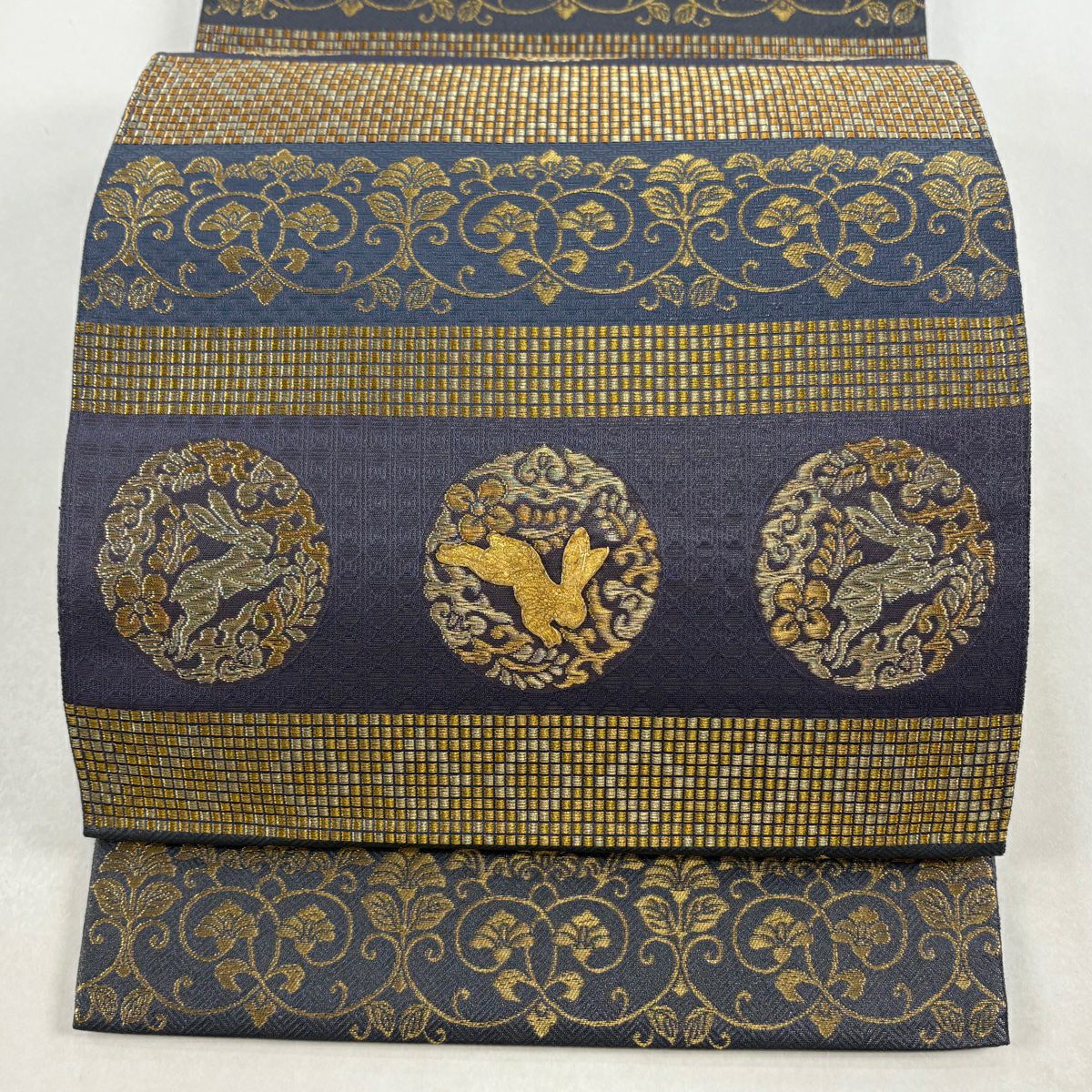 袋帯 美品 逸品 引箔本金紹巴 菱重ね鏡文 金糸 金色 お太鼓柄 正絹 袋帯 美品 逸品 引箔本金紹巴 菱重ね鏡文 金糸 金色 お太鼓柄 正絹