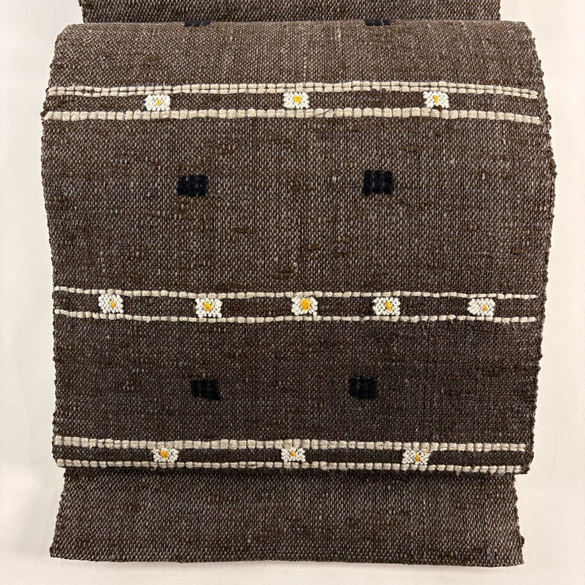 名古屋帯 美品 秀品 八寸名古屋帯 松葉仕立て 幾何学 焦茶色 正絹