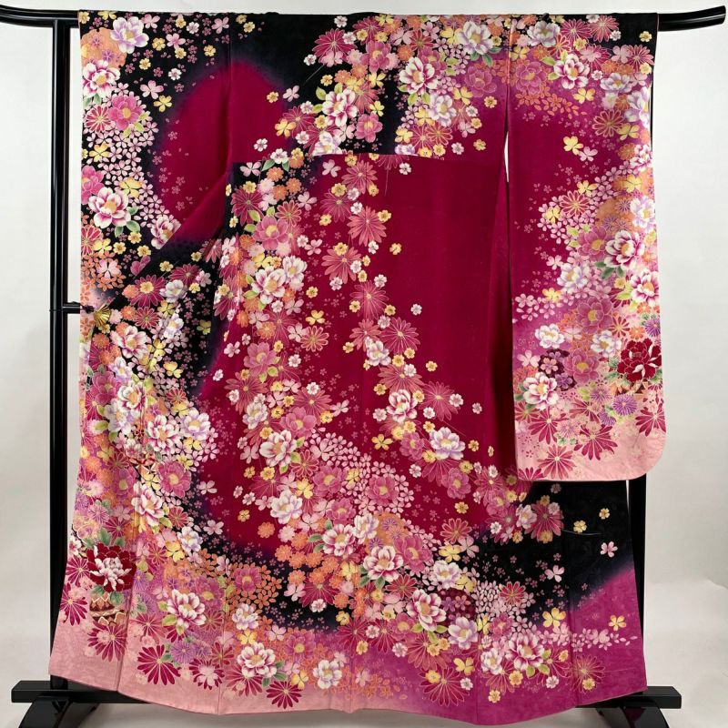 振袖 身丈159cm 裄丈65.5cm M 袷 草花 鞠 刺繍 銀通し 濃ピンク