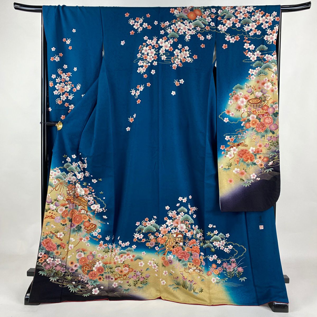 30％OFF 振袖 身丈171cm 裄丈67cm M 袷 落款あり 貝桶 桜 刺繍
