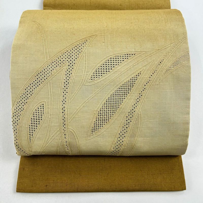 開き名古屋帯 秀品 幾何学模様 刺繍 ぼかし 山吹色 正絹｜中古