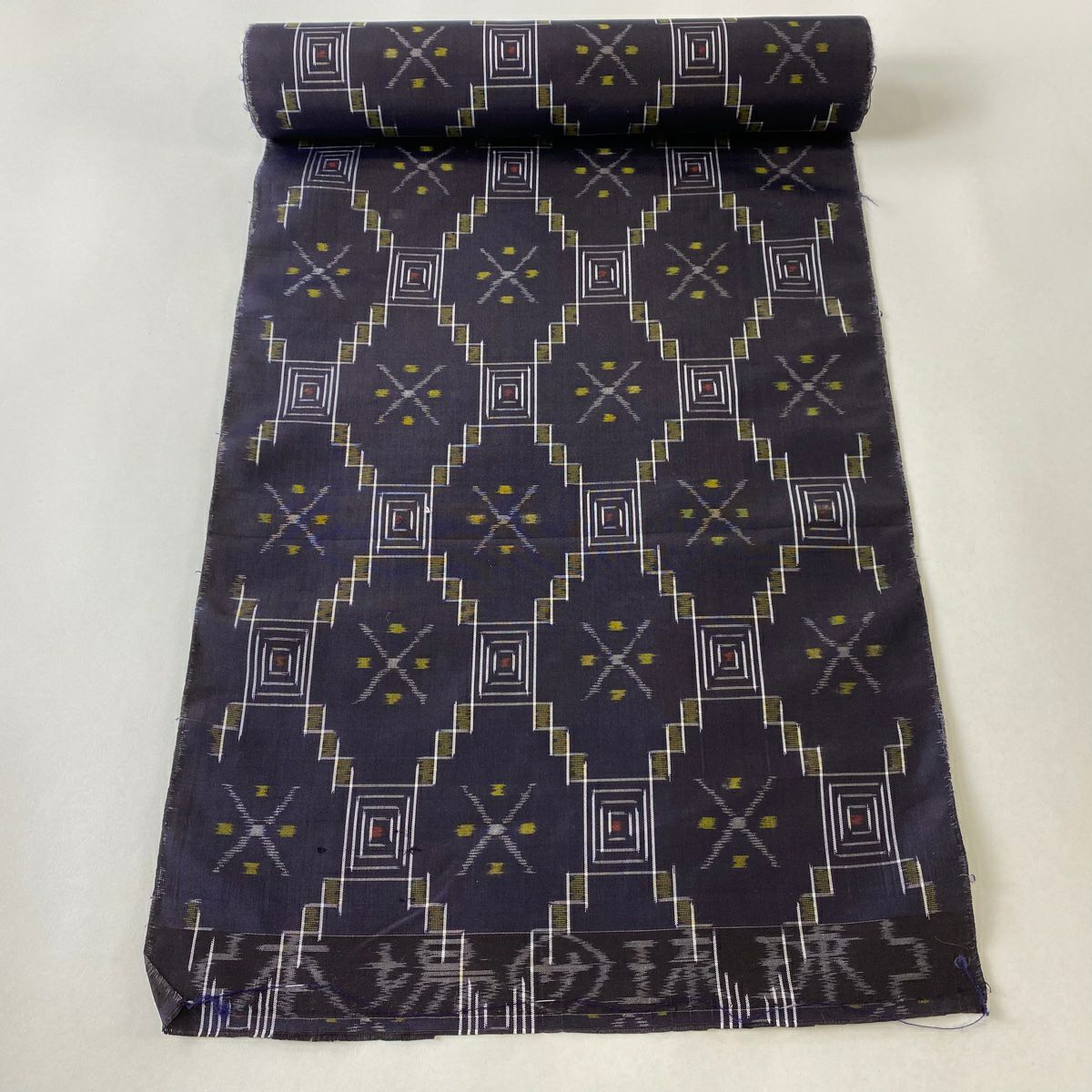 袋帯 逸品 御所車 華文 箔 刺繍 濃紫 六通 正絹｜中古・古着