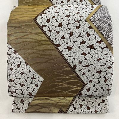 https://buysell.itembox.design/product/098/000002409819/000002409819-01-m.jpg