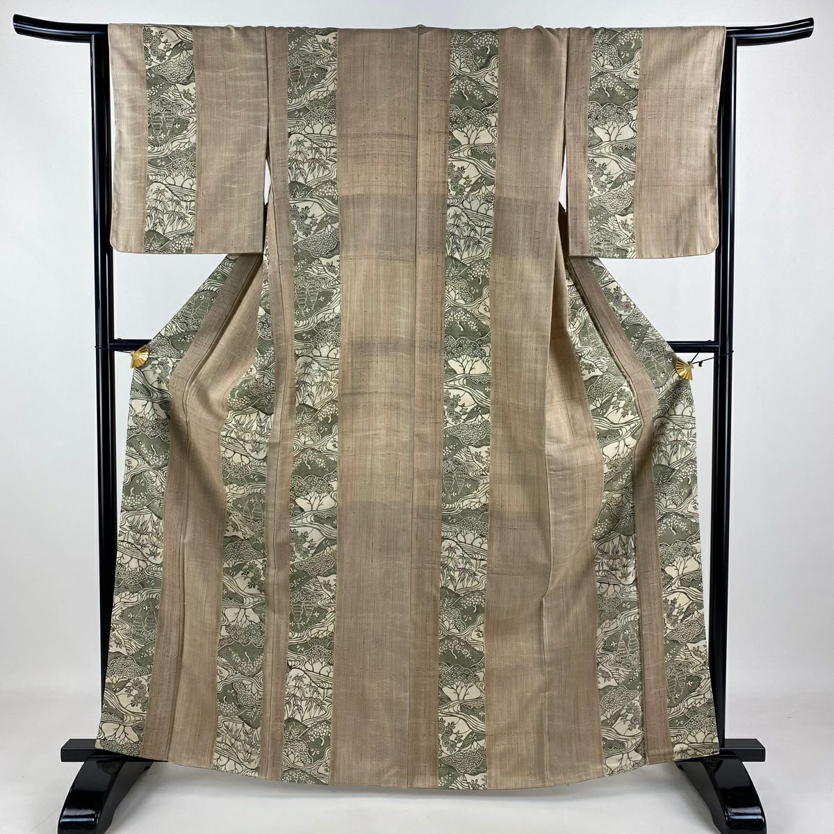 付け帯 美品 秀品 作り帯 桜 縮緬 茶色 正絹|中古・古着 付け帯 美品 秀品 作り帯 桜 縮緬 茶色 正絹|中古・古着