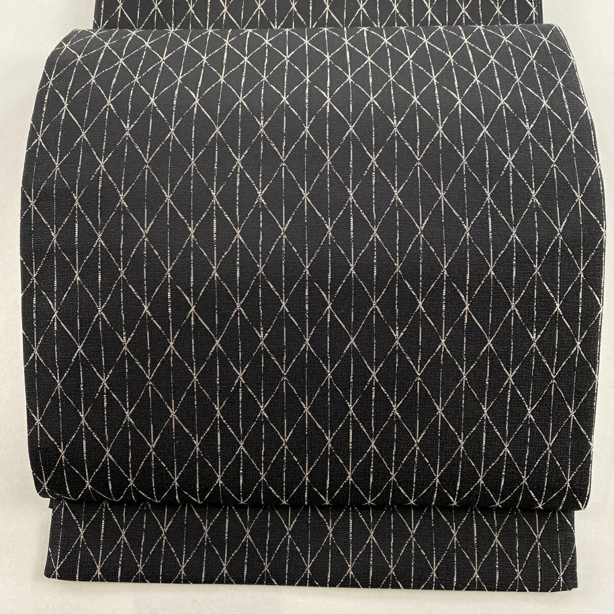 袋帯 名品 幾何学 箔 黒 全通 正絹 中古 袋帯 美品 名品 幾何学
