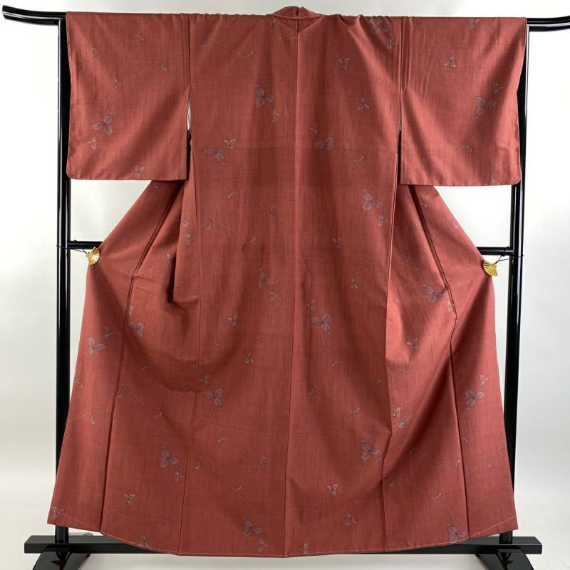 紬 身丈159.5cm 裄丈66cm M 袷 草花 赤紫 正絹 美品 優品｜中古