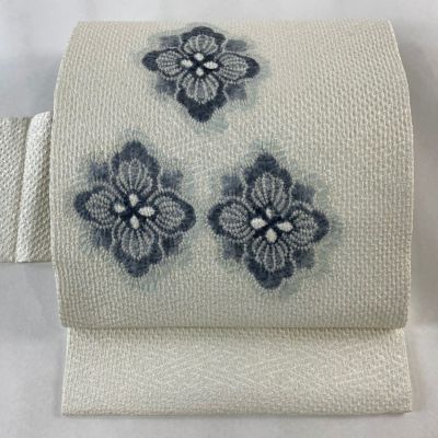 https://buysell.itembox.design/product/129/000002512926/000002512926-01-m.jpg