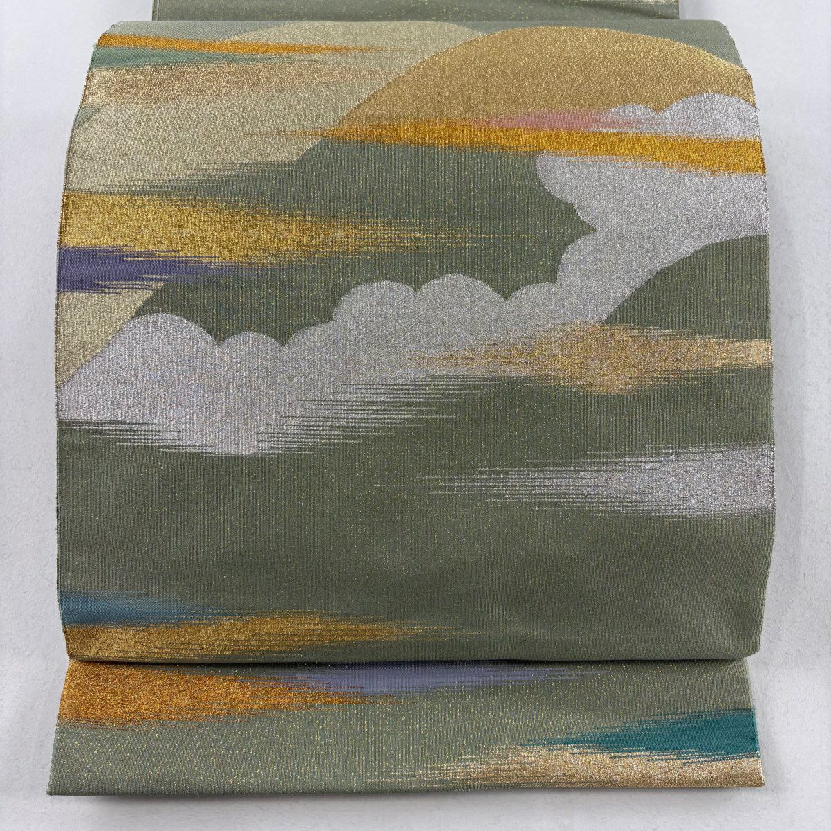 ［お太鼓柄］袋帯　新品未使用品　刺繍　454cm O-017 楽天市場】袋帯 美品 逸品 京屋林蔵 落款あり 華文 鳥 相良刺繍