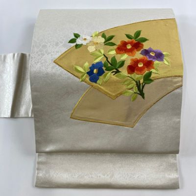 https://buysell.itembox.design/product/140/000002414026/000002414026-01-m.jpg