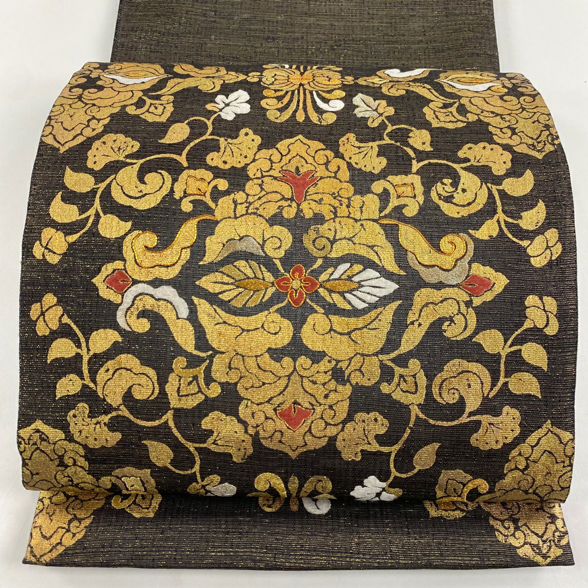 袋帯 美品 名品 草花 金糸 金彩 焦茶色 お太鼓柄 正絹｜中古