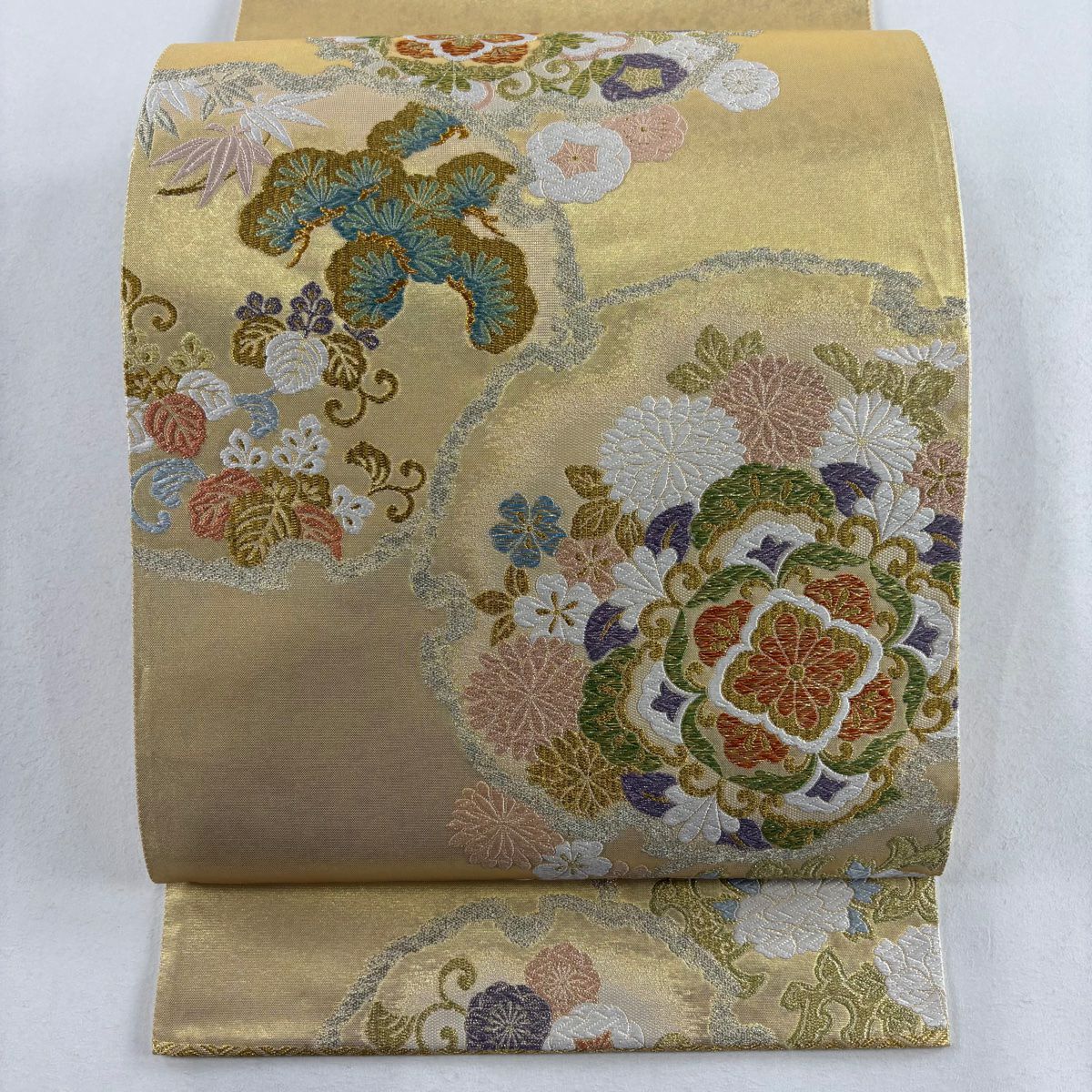 A5 新品未使用　美品　逸品　お太鼓　正絹　金糸　着物 丸帯 美品 逸品 松竹梅 金糸 本金箔 金色 お太鼓柄 正絹｜中古