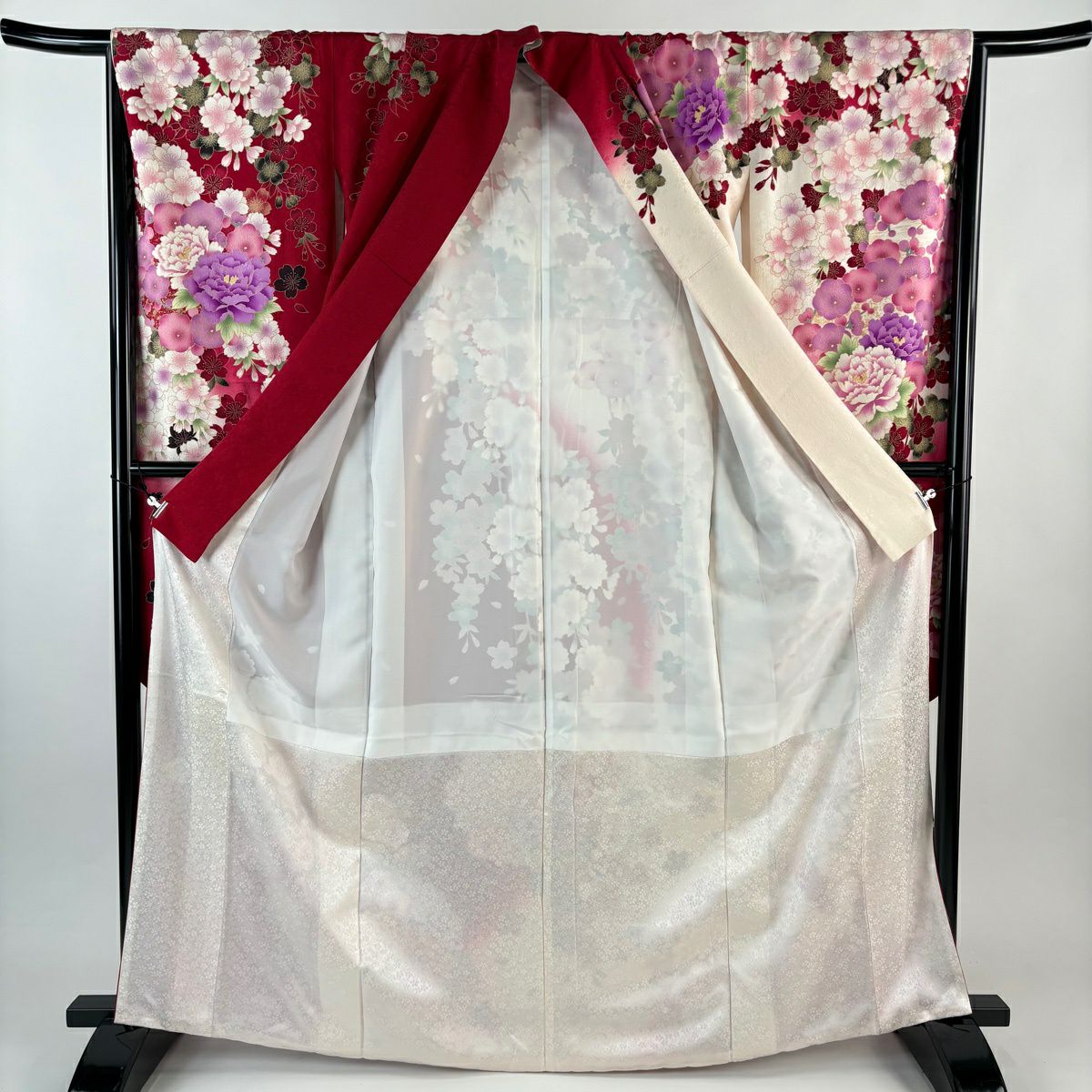 振袖 身丈165cm 裄丈65cm M 袷 桜 牡丹 金彩 刺繍 赤 正絹 名品｜中古