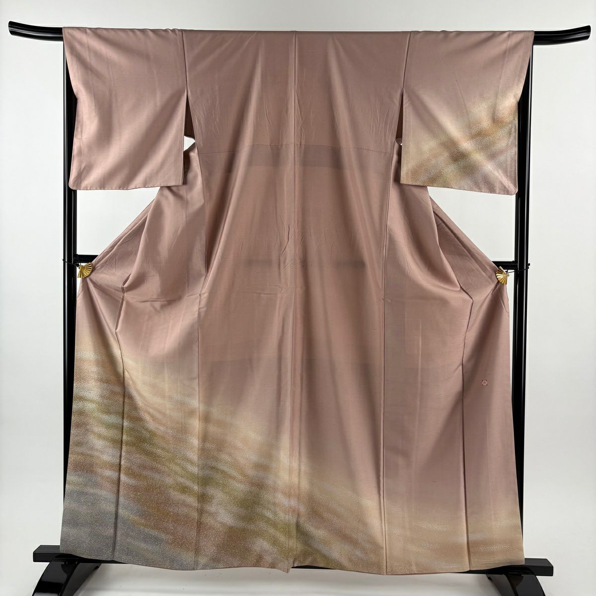 付下げ 身丈158cm 裄丈65cm M 袷 牛首紬地 落款あり 霞 ぼかし 薄紫