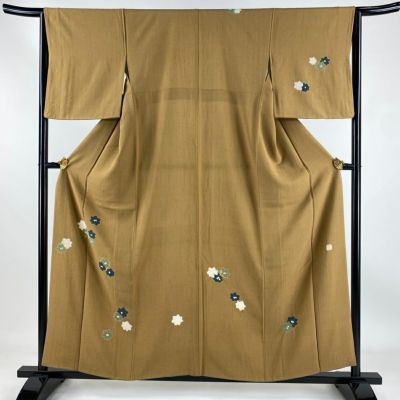 https://buysell.itembox.design/product/166/000002616621/000002616621-01-m.jpg