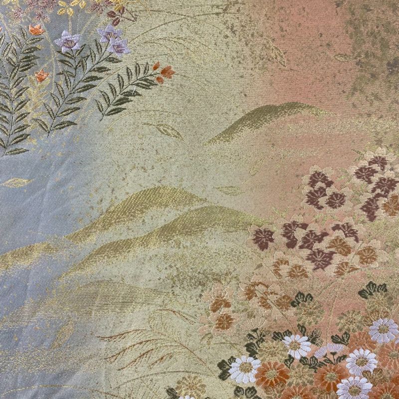 A 美品 寺院に季節の花々 金糸 薄緑 六通 正絹 フォーマルな袋帯 袋帯 秀品 洗面 草花 金糸 唐織 灰緑 六通 正絹 中古 : リユース