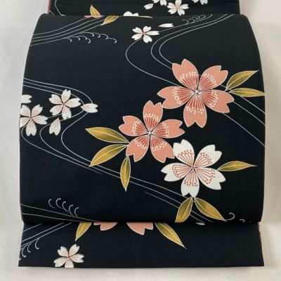 https://buysell.itembox.design/product/190/000002519092/000002519092-01-m.jpg