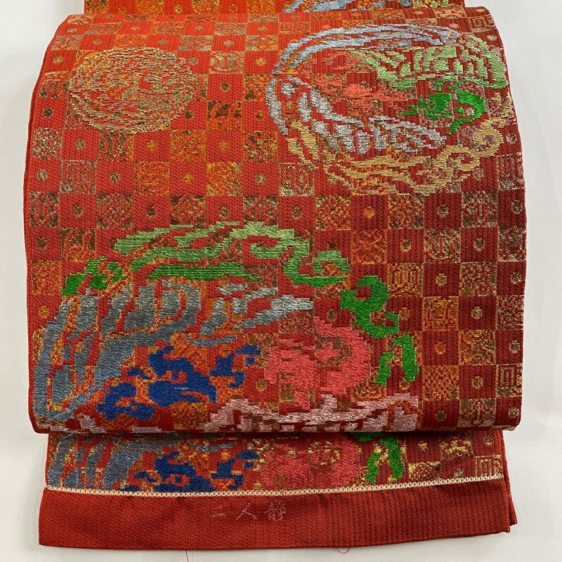 人気定番の 2回使用のみの美品六通袋帯嵯峨小町吹寄せ花間道引き箔金銀糸共 着物・浴衣