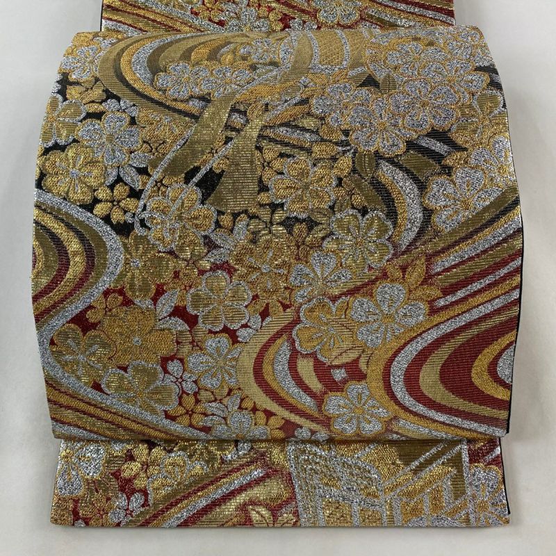 袋帯 美品 秀品 振袖向き 御所車 桜 箔 金色 六通 正絹｜中古