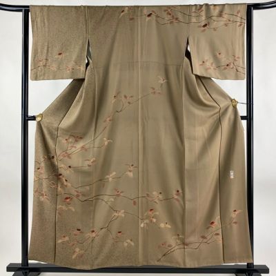 https://buysell.itembox.design/product/198/000002419826/000002419826-01-m.jpg