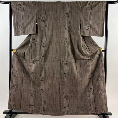 専門店扱い大島紬小紋フルセット4点 紬風名古屋紬付き 未使用 新品 未使用近い 美品 単衣 大島紬 小紋 フルセット4点 着物+帯+