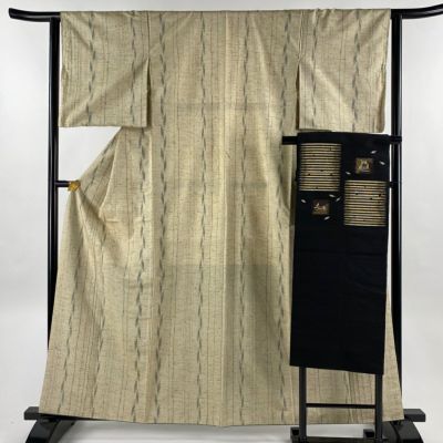 https://buysell.itembox.design/product/219/000002421915/000002421915-01-m.jpg