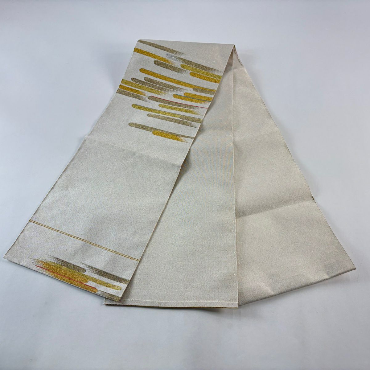 名古屋帯 秀品 八寸名古屋帯 霞 金銀糸 箔 ベージュ 正絹｜中古・古着