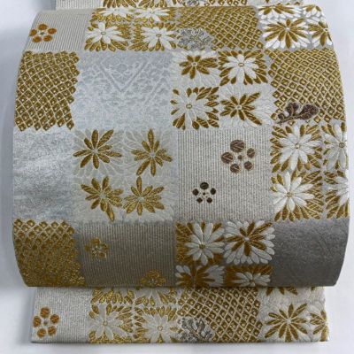 https://buysell.itembox.design/product/234/000002423474/000002423474-01-m.jpg