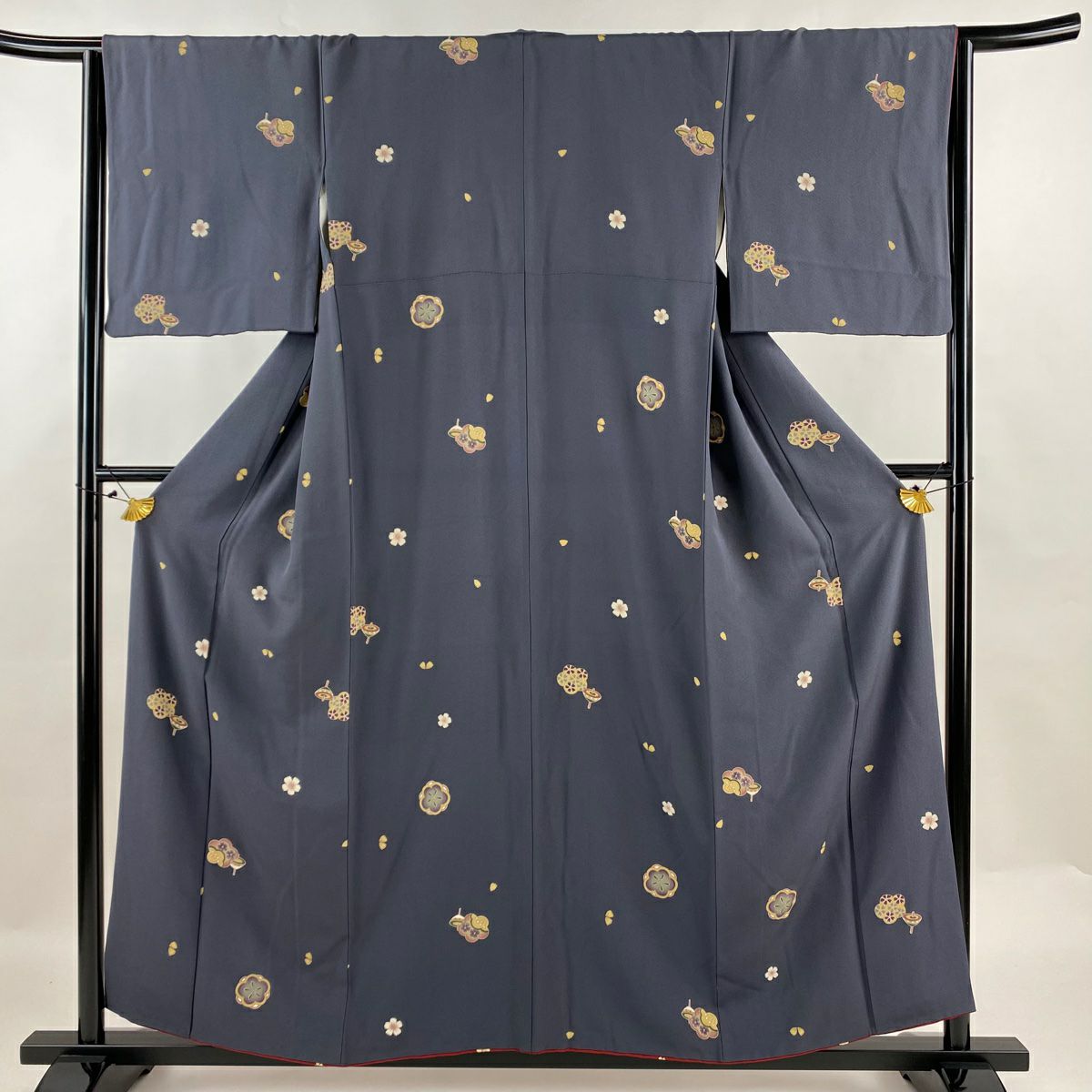 名古屋帯 美品 名品 玩具 生り物 金彩 灰紫 正絹 【中古 名古屋帯 美品 名品 玩具 生り物 金彩 灰紫 正絹 【中古