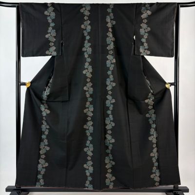 紬 身丈159cm 裄丈64cm M 袷 楓 花 墨色 正絹 秀品｜中古・古着