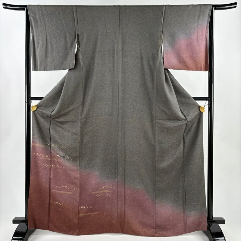 単衣　付下げ（秋草文）刺繍入　裄67 　背紋なし　 正絹美品 c61efa120f2012f6196da61e7e0e2e