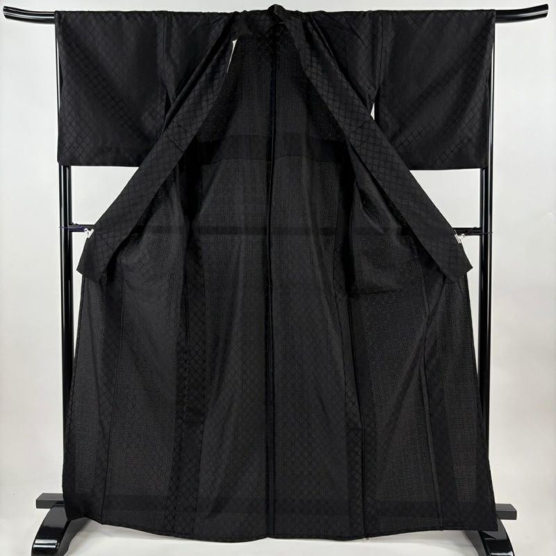 紬 身丈166cm 裄丈68.5cm L 単衣 幾何学 墨色 正絹 美品 名品