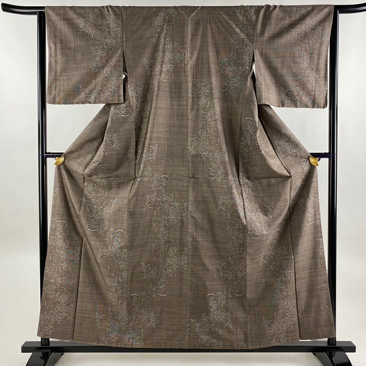 お歳暮・冬ギフト特集 - おとなの週末お取り寄せ倶楽部 M 裄丈64cm 身丈160cm 大島紬 袷 笹 証紙あり 純泥染 都喜ヱ門 着物・浴衣