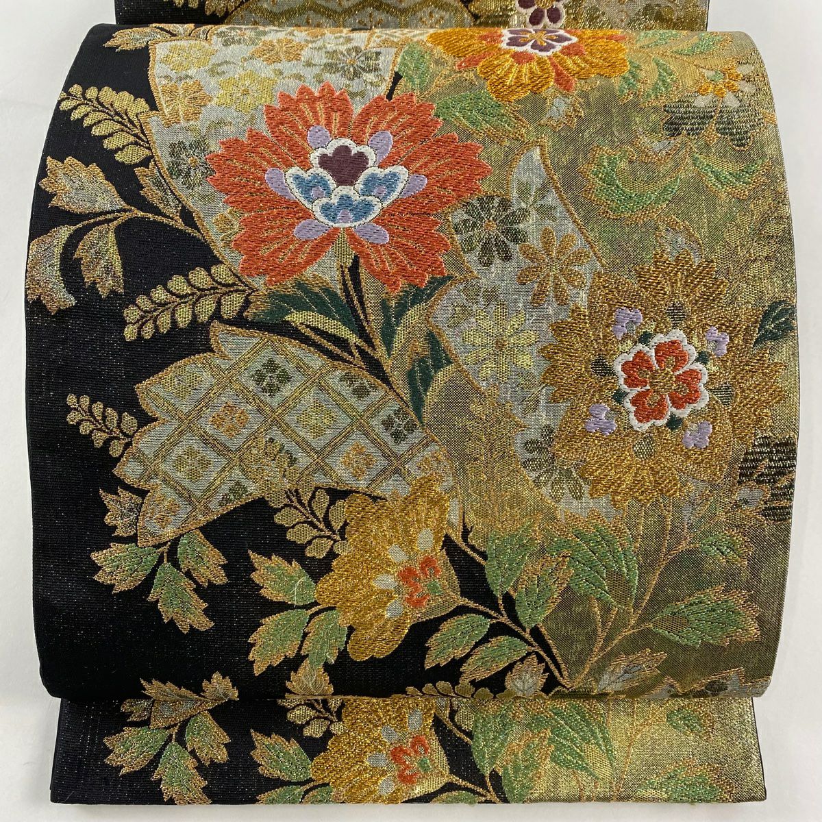 袋帯 美品 秀品 振袖向き 草花 金糸 箔 黒灰 六通 正絹 【中古
