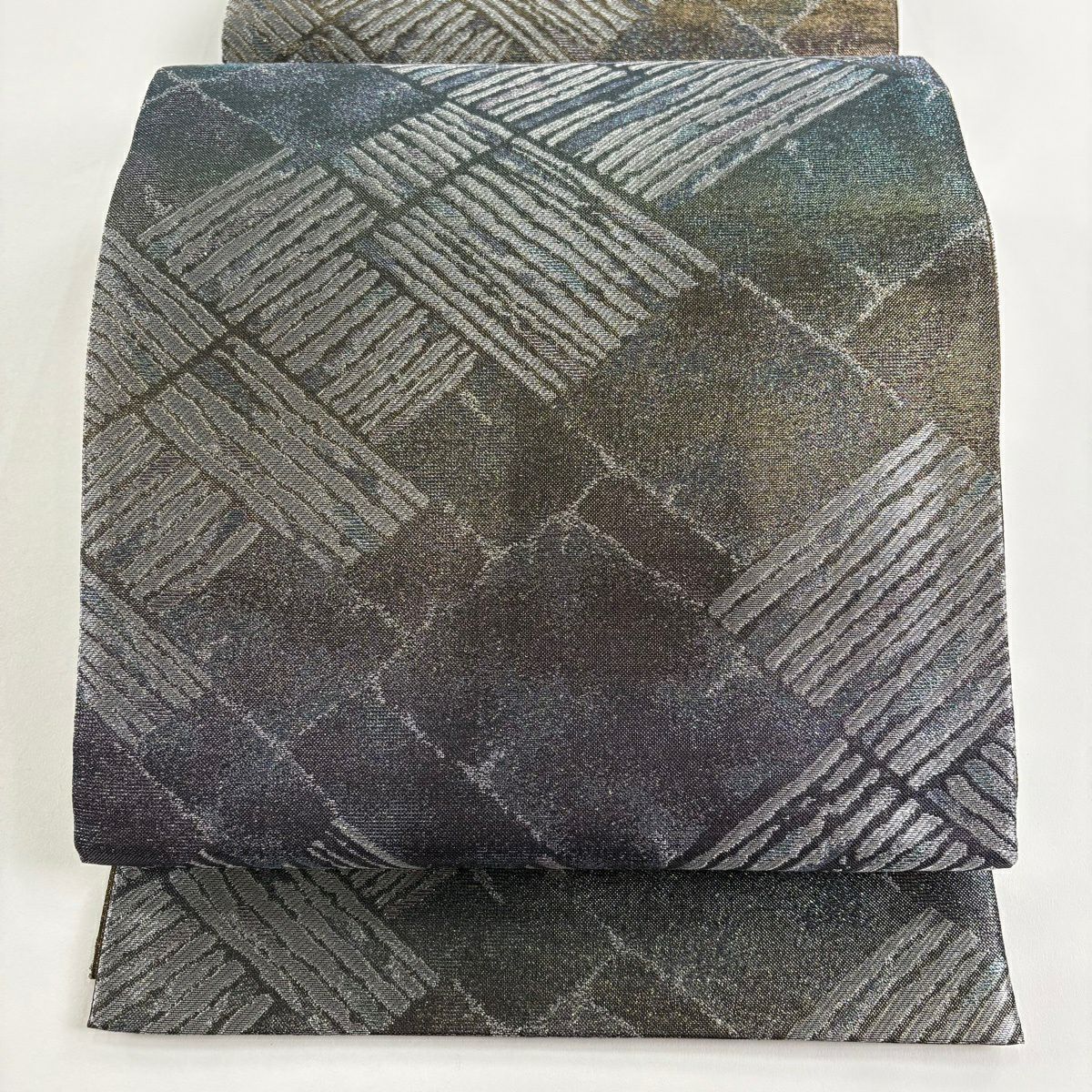 50%OFF 【美品】 袋帯 名品 縞 幾何学模様 濃紫 六通 正絹 K50｜中古