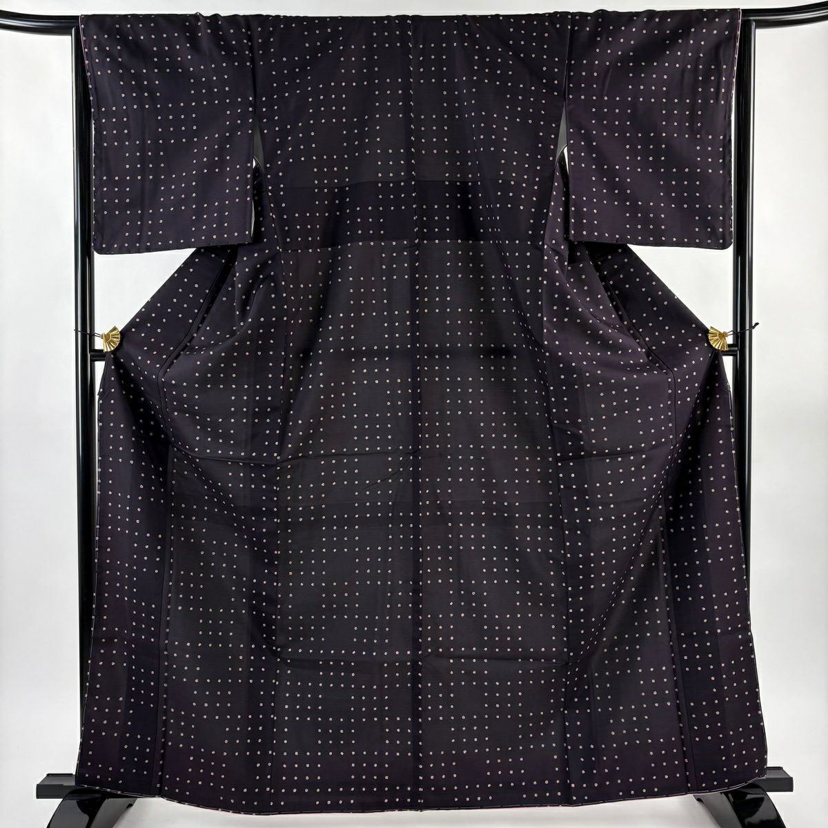 美品】 大島紬 身丈165cm 裄丈66cm M 袷 純泥染 証紙あり 唐草 縦縞 焦