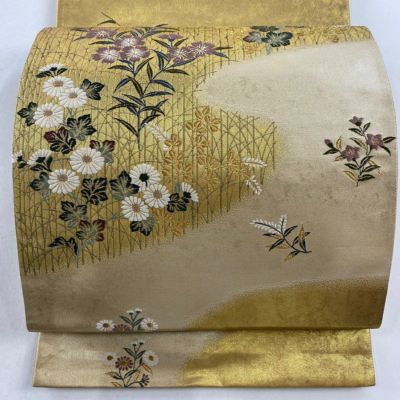 https://buysell.itembox.design/product/282/000002528252/000002528252-01-m.jpg